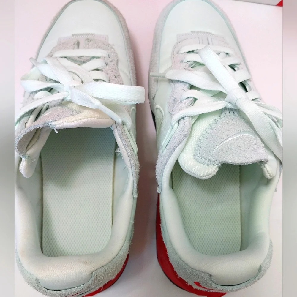 Nike Fontanka Waffle Sneakers, Size 6.5|‎ EUR 37.5